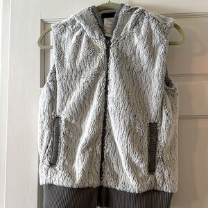 Patagonia lightweight furry vest, icy gray, Women’s Small